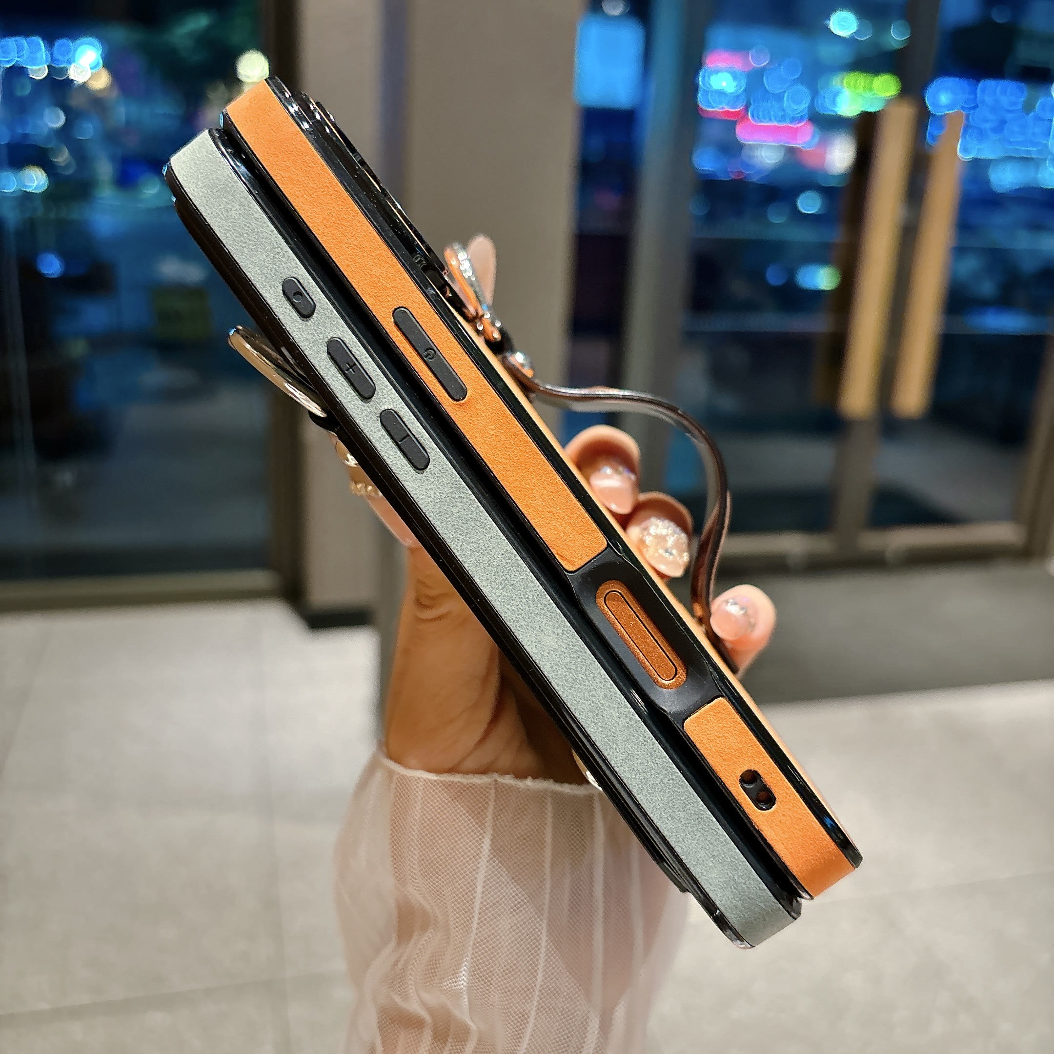 Suede Leather Wrist Strap Hold - Phone Cases For Iphone 13 incelemesi ve fiyatı